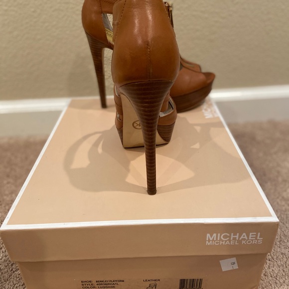Michael Kors Heels - Picture 6 of 7